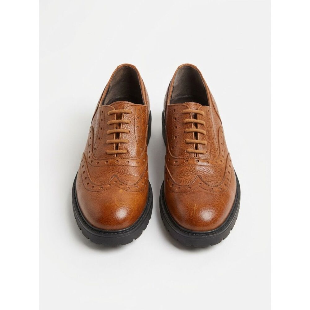 Barneys New York Leather Brogues - Women / Oxfords - Late 90s / Y2K Vintage